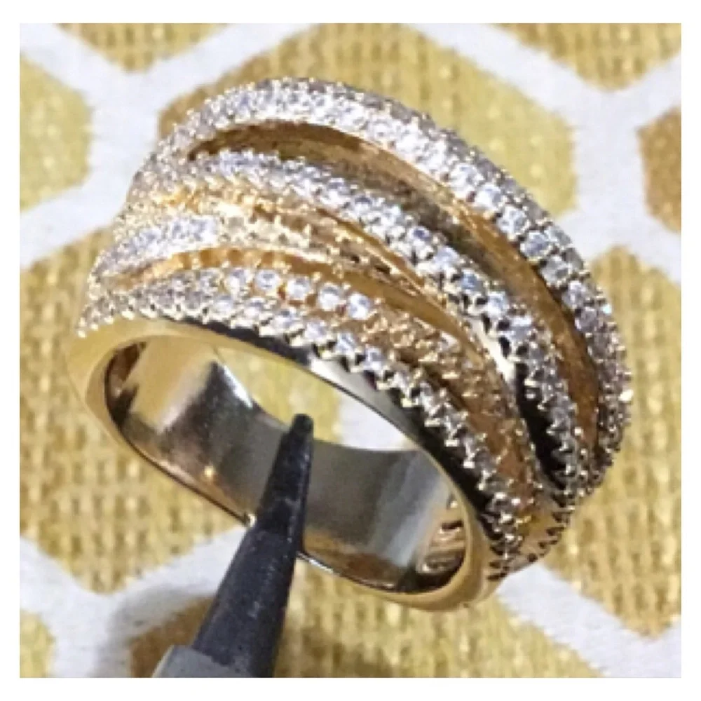 New! Shiny Gold Clear Crystal Ring